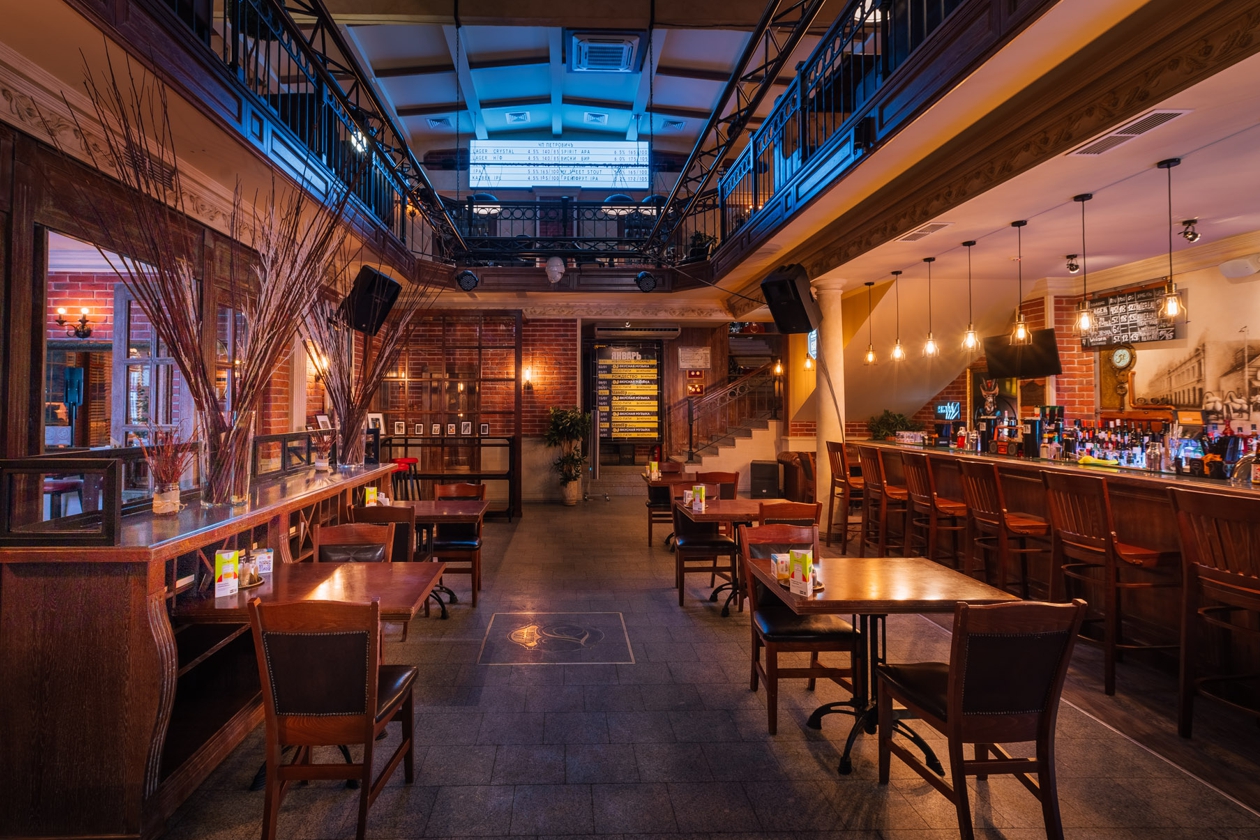 ПЕТРОВИЧЪ крафтовый паб